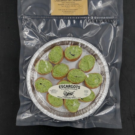 Assiettes de 12 escargots en coquilles cuisinés à la Bourguignonne