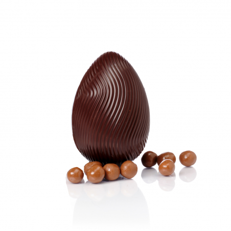 Œuf strié au chocolat noir