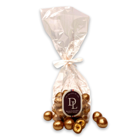 Billes de noisettes dorées...
